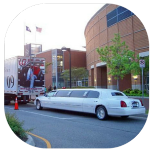 Limo outside of Alan Jackson Concert 