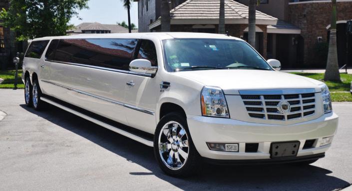 Reserve this beauty of a limousine for your wedding, party or upcoming event! Arrive in style when Ashworth's Limousine Service pulls up to your event.